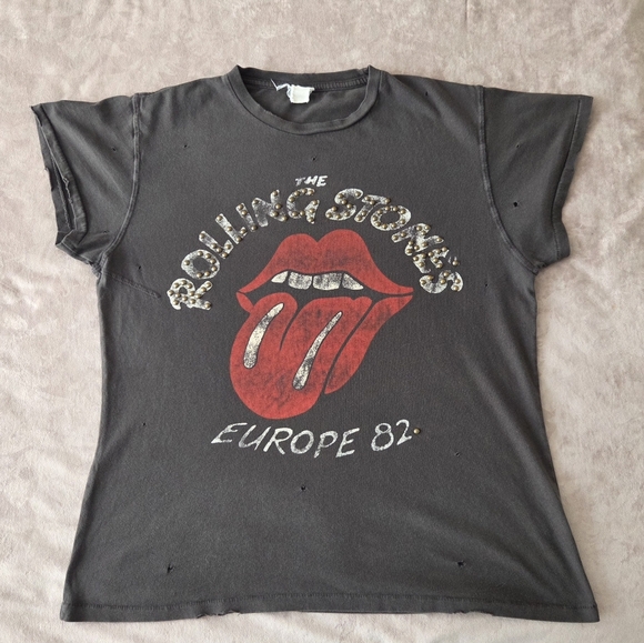 Vintage Rolling Stones Europe 82 Tour Tee Studded Tongue Logo.
